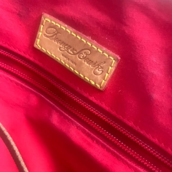 Dooney & Bourke Oakdale Zip Zip Black Satchel (gently loved ❤️🩹) - Picture 5 of 8